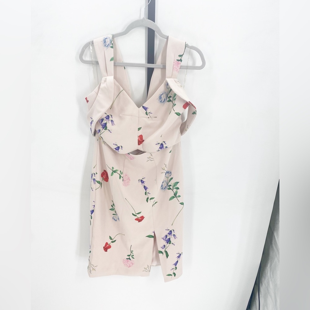 Elliatt NWT Archibald Pink Floral Dress Sz L - Picture 6 of 8